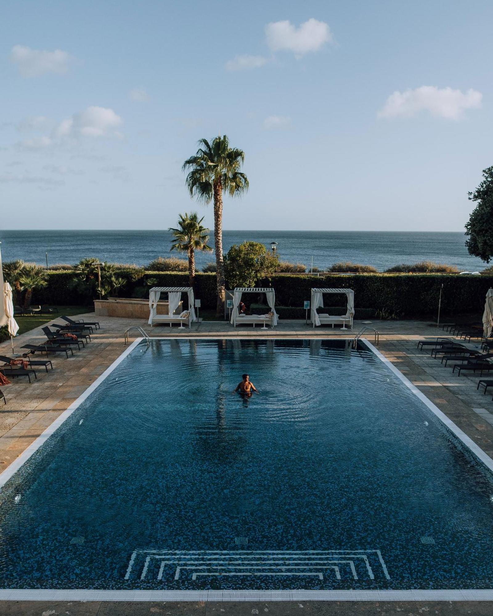 Grande Real Villa Italia Hotel & Spa 카스카이스 외부 사진 The swimming pool at the hotel