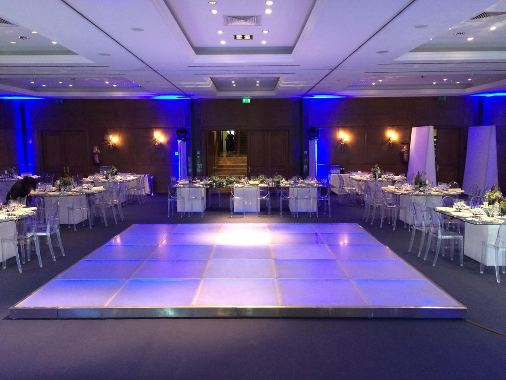 Grande Real Villa Italia Hotel & Spa 카스카이스 외부 사진 The ballroom at the InterContinental London The O2